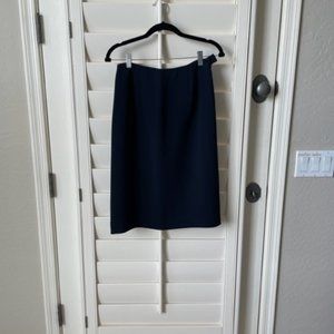 Jones of New York navy blue skirt; pair with blazer for a great suit!